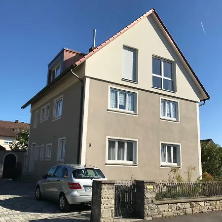 Apartment Scheuring 2.og